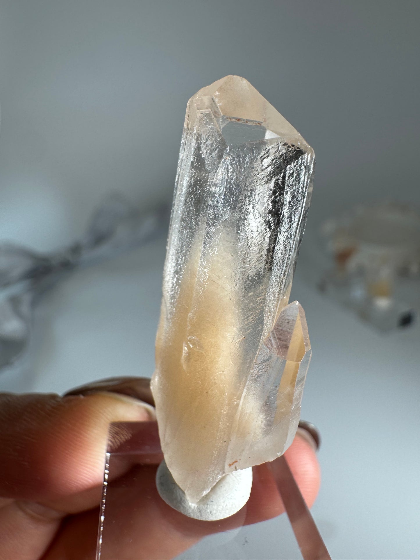 Peach Rabbit Hair Quartz from Madagascar ピーチラビットヘアクォーツ