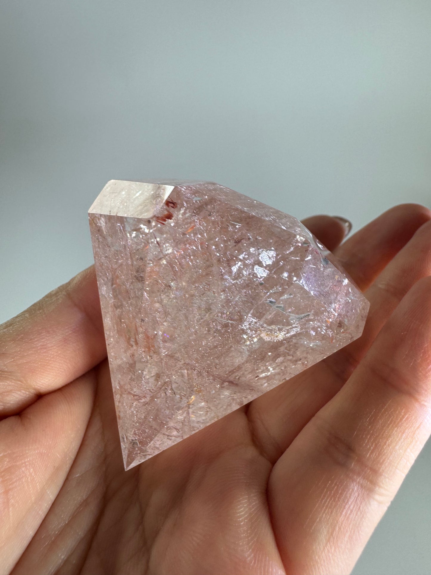 Brilliant Diamond Cut Pink Quartz

ブリリアント ダイヤモンドカット ピンククォーツ
