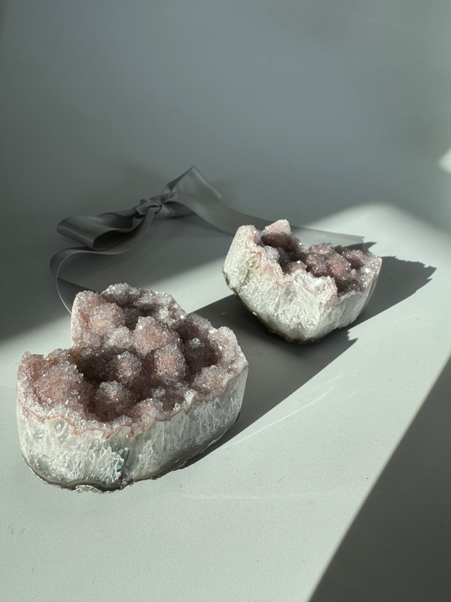 Blush Crown Amethyst（Uruguay origin）アメジストドゥルージー　konpeito (Japanese sugar candy)