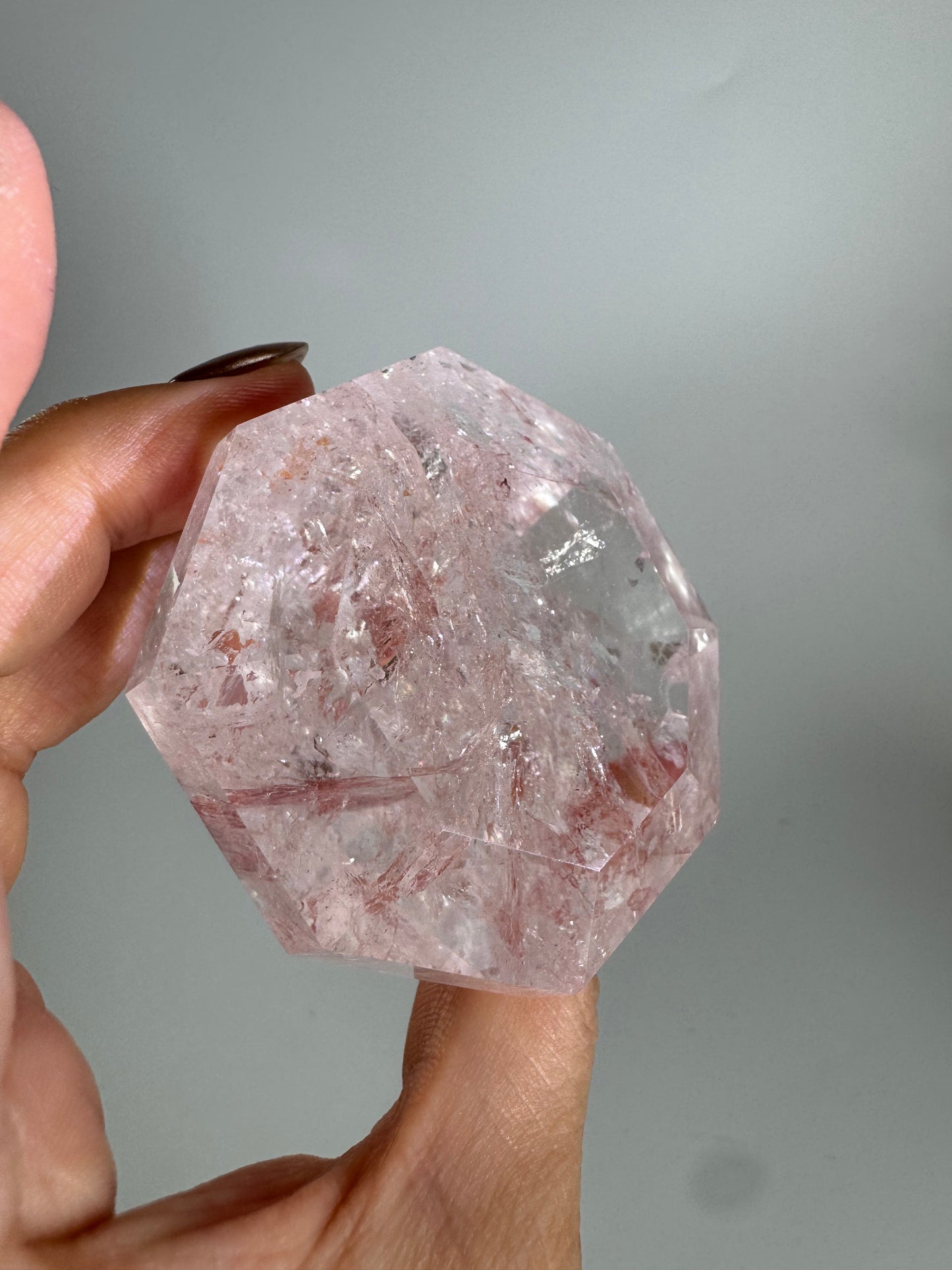 Brilliant Diamond Cut Pink Quartz

ブリリアント ダイヤモンドカット ピンククォーツ