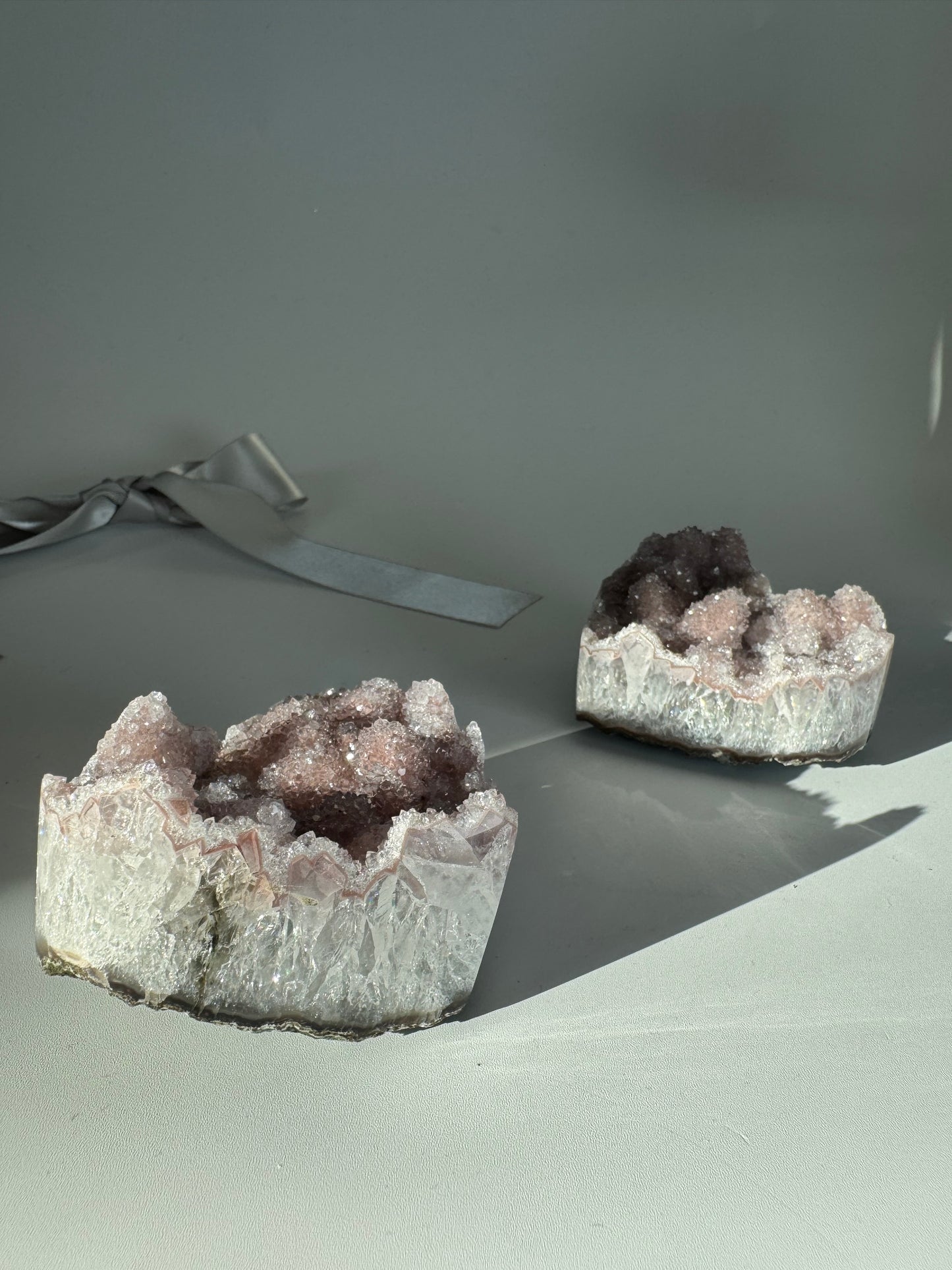 Blush Crown Amethyst（Uruguay origin）アメジストドゥルージー　konpeito (Japanese sugar candy)