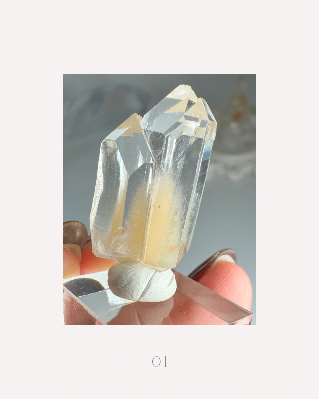 Peach Rabbit Hair Quartz from Madagascar ピーチラビットヘアクォーツ