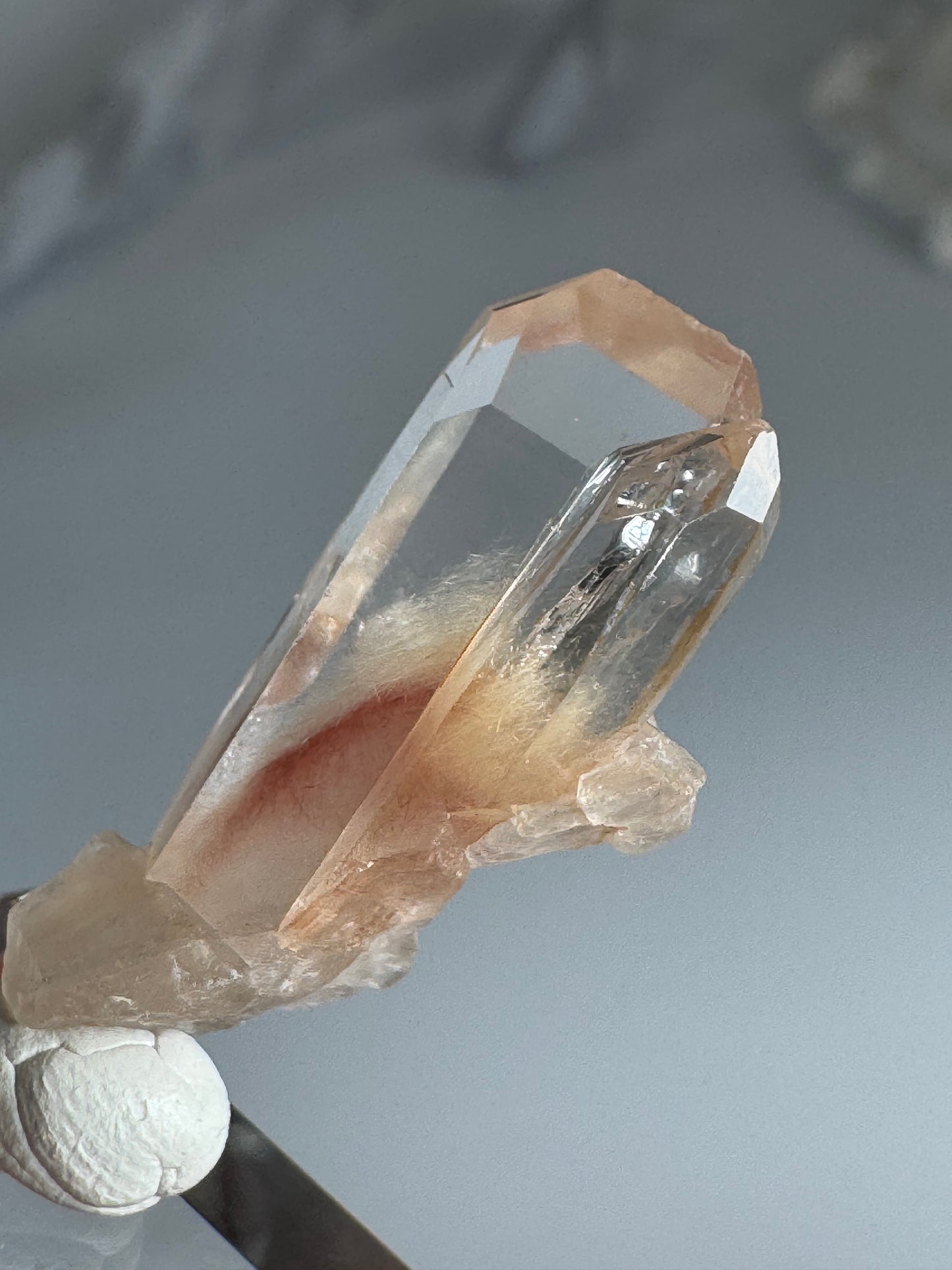 Peach Rabbit Hair Quartz from Madagascar ピーチラビットヘアクォーツ