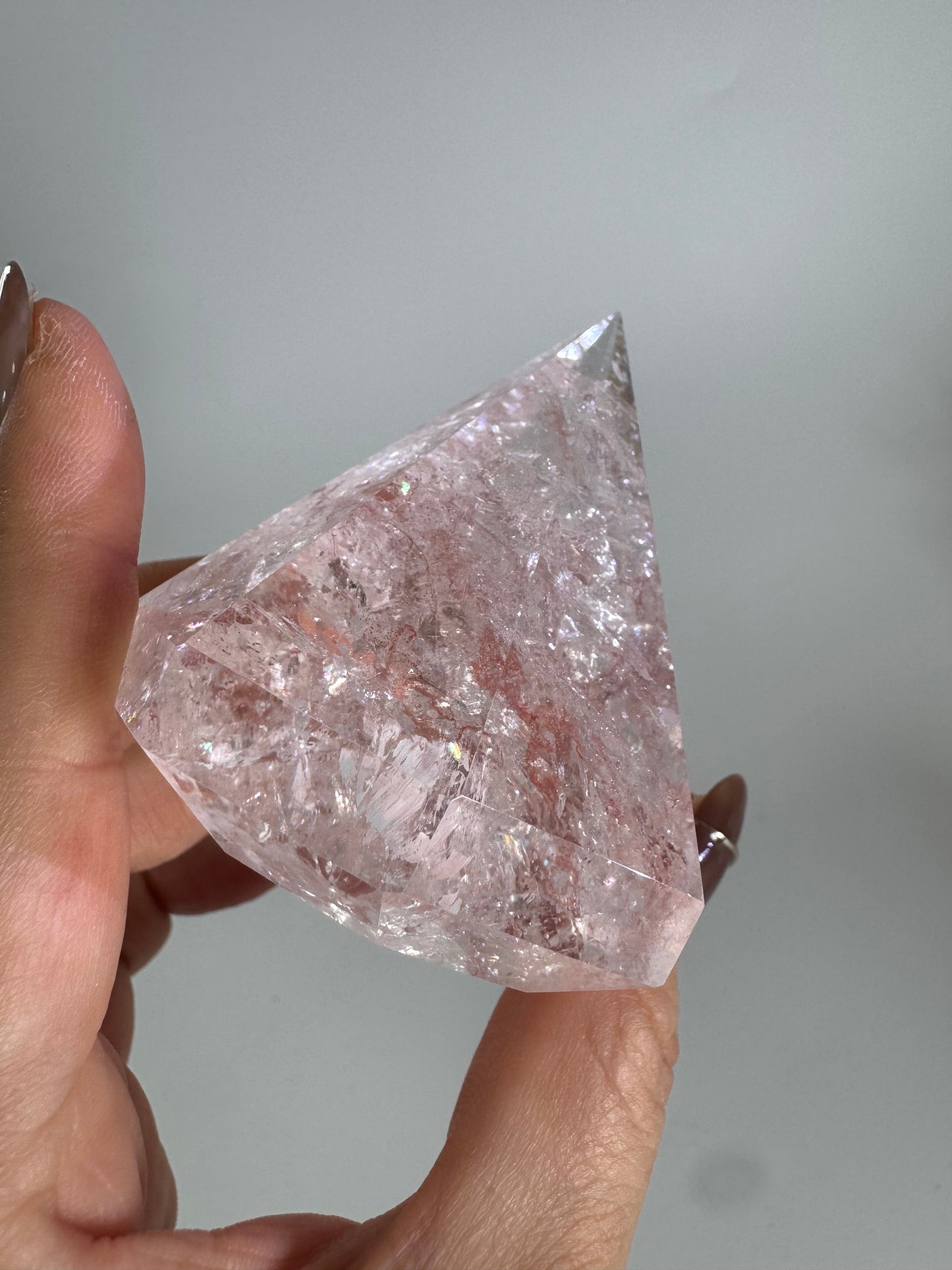 Brilliant Diamond Cut Pink Quartz

ブリリアント ダイヤモンドカット ピンククォーツ